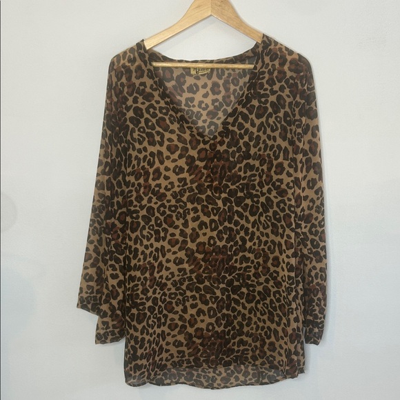Show Me Your MuMu Leopard Print V-Neck Sheer Tunic - Picture 2 of 8
